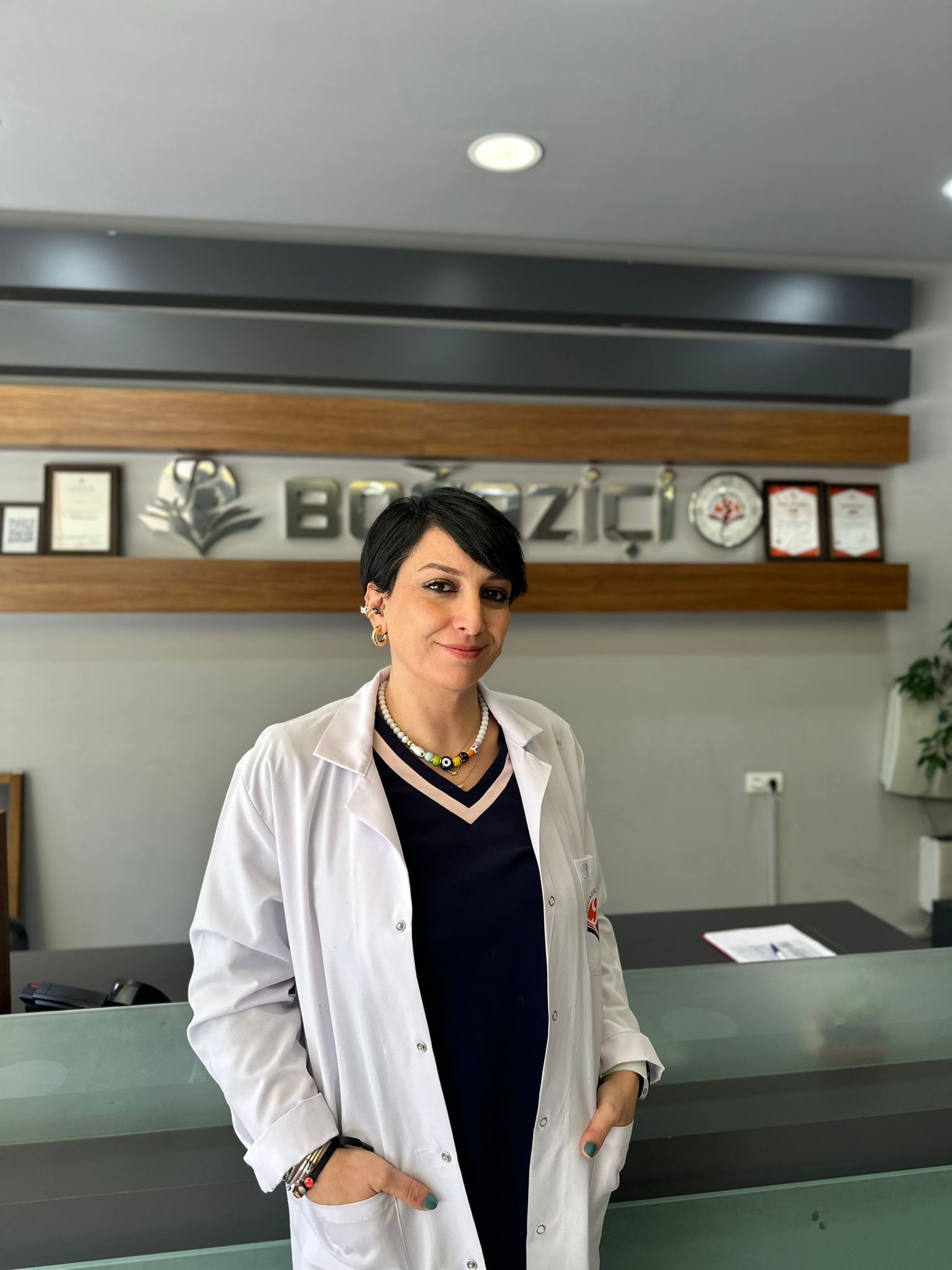 GÜLNİHAL ÖZER